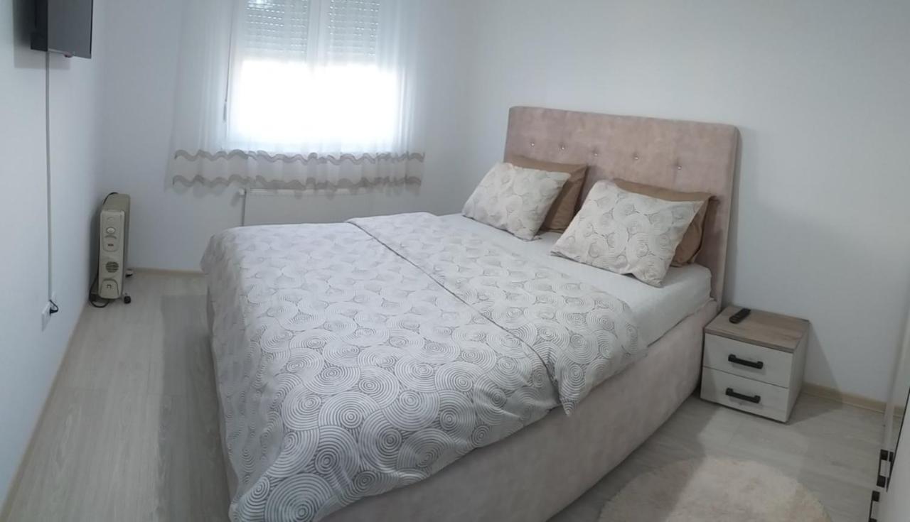 Renome Apartmani Banja Koviljača エクステリア 写真