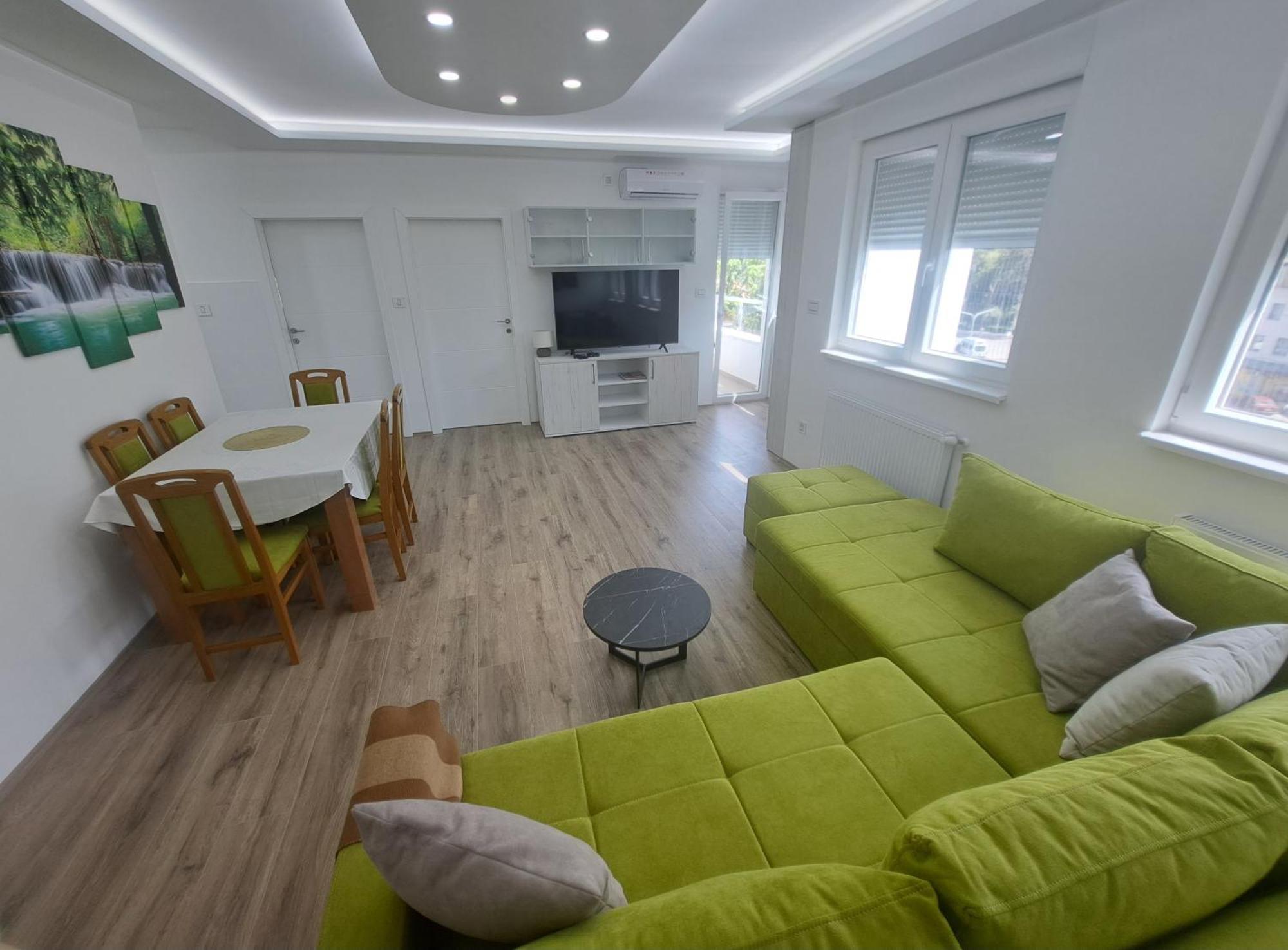 Renome Apartmani Banja Koviljača エクステリア 写真